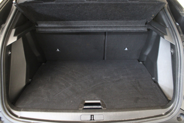 Peugeot 2008 1.2 PureTech Allure Pack |Navi|Camera|