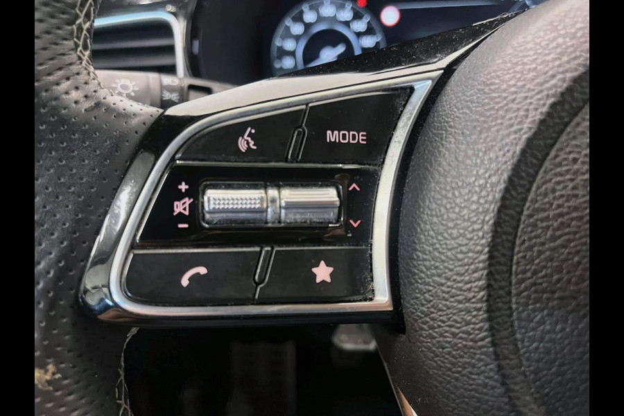 Kia Ceed 1.0 T-GDi GT-Line Panoramadak Navigatie Apple Carplay Android Auto Camera Parkeerhulp achter Adaptive Cruise Control Stoel- en stuurverwarming Stoelventilatie Dodehoekassistent Climate Control Lichtmetalen velgen
