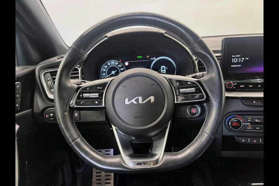 Kia Ceed 1.0 T-GDi GT-Line Panoramadak Navigatie Apple Carplay Android Auto Camera Parkeerhulp achter Adaptive Cruise Control Stoel- en stuurverwarming Stoelventilatie Dodehoekassistent Climate Control Lichtmetalen velgen