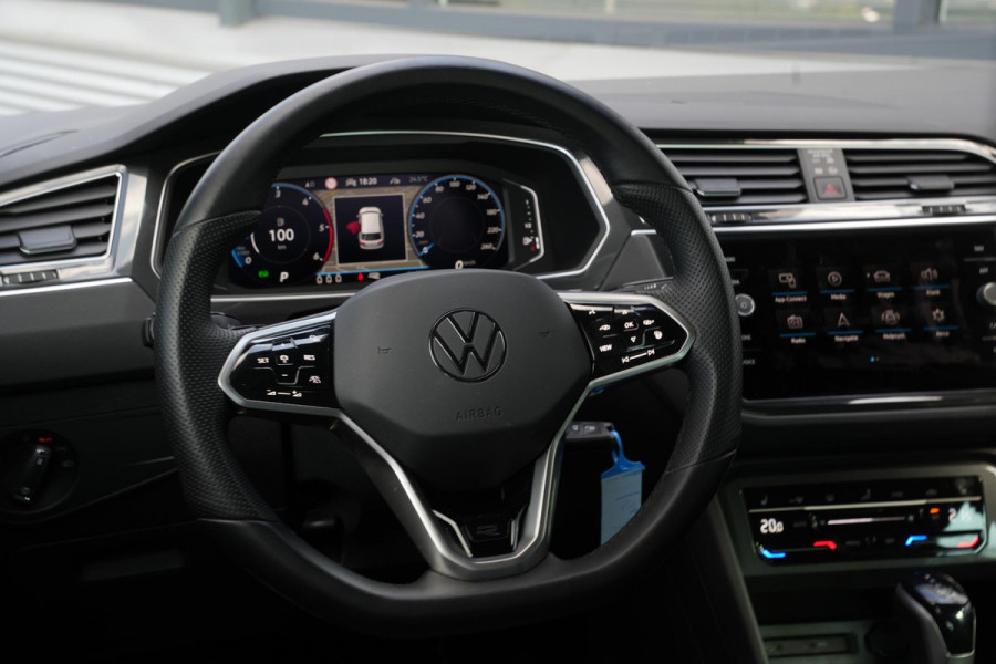 Volkswagen Tiguan 2.0 TDI R-Line Business+ IQ Light R Line Adapt. Cruise Stoelverw.
