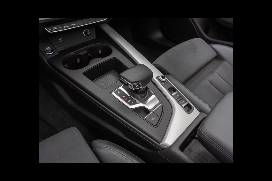 Audi A5 Cabriolet 40 Tfsi (150kW/204pk) ** MATRIX, LEDER/ALC, NEKVERW, MASSAGE, 18-inch LMV, ** UFALLFREI - AUDI ONDERH. ** ** INFORMEER OOK NAAR ONZE AANTREKKELIJKE FINANCIAL-LEASE TARIEVEN **