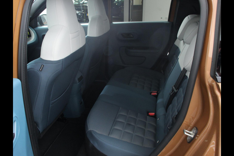 Fiat Grande Panda La Prima 7.4 kW 44 kWh Cruise control Cruise control Achteruitrijcamera Voorstoelen verwarmd Stuurverwarming Parkeersensoren Apple Carplay/ Android Auto