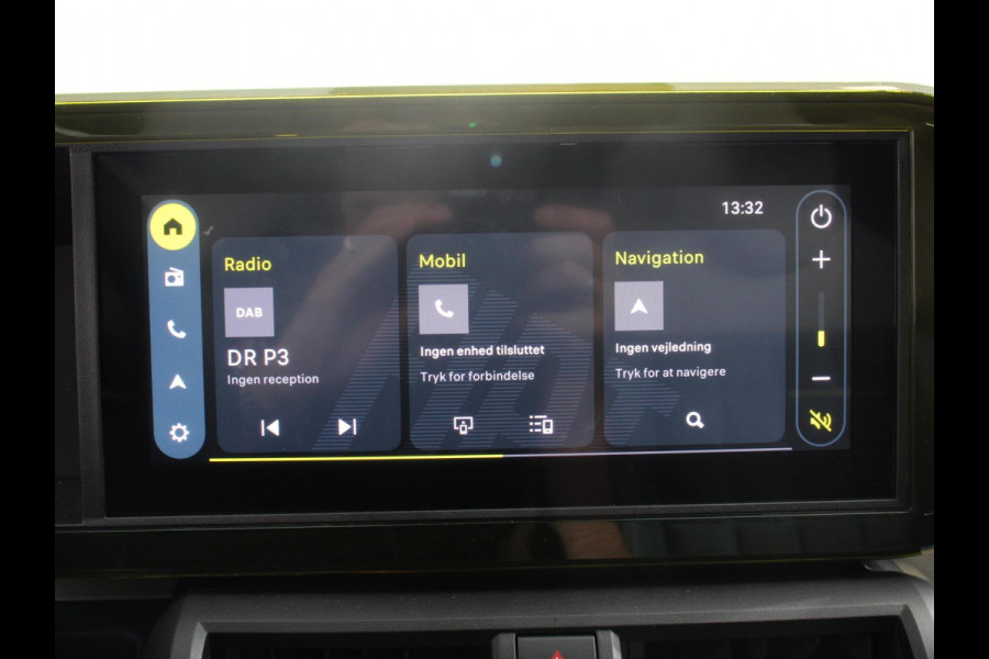 Fiat Grande Panda La Prima 7.4 kW 44 kWh Cruise control Cruise control Achteruitrijcamera Voorstoelen verwarmd Stuurverwarming Parkeersensoren Apple Carplay/ Android Auto