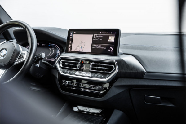BMW X3 xDrive30e M-Sport Leder / Head-Up / HiFi / Trekhaak / 360 camera