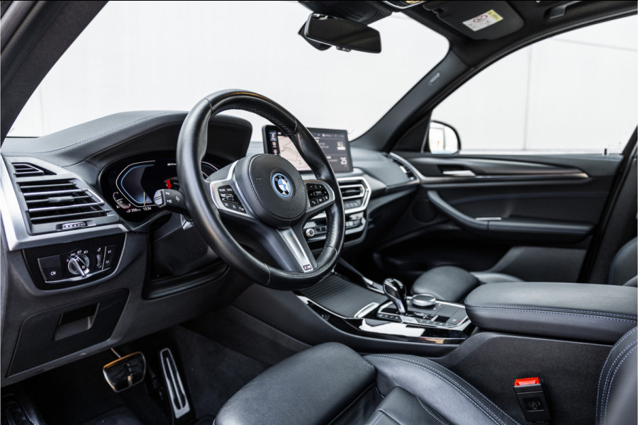 BMW X3 xDrive30e M-Sport Leder / Head-Up / HiFi / Trekhaak / 360 camera