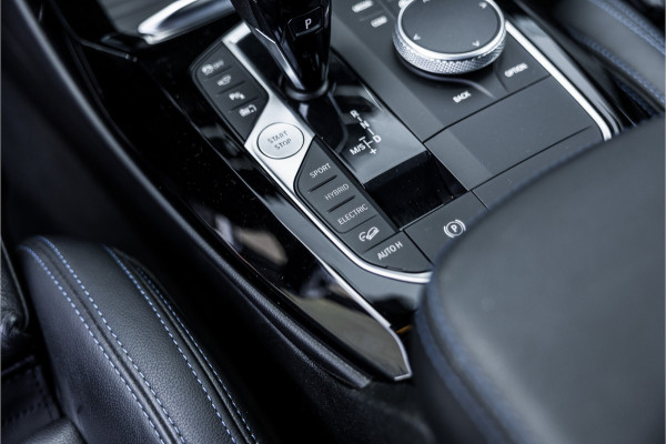 BMW X3 xDrive30e M-Sport Leder / Head-Up / HiFi / Trekhaak / 360 camera
