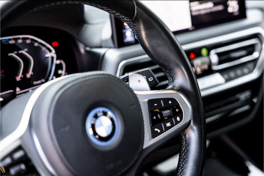 BMW X3 xDrive30e M-Sport Leder / Head-Up / HiFi / Trekhaak / 360 camera