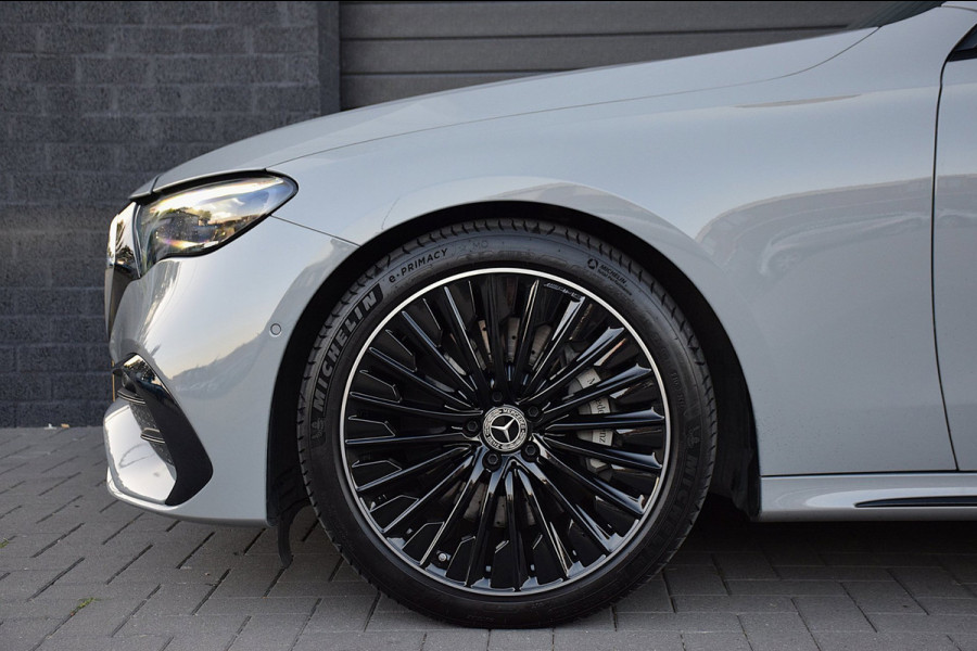 Mercedes-Benz E-Klasse Estate 300 e Exclusive Line*AMG Pakket*PANO*Trekhaak*Dubbel scherm*35Dkm