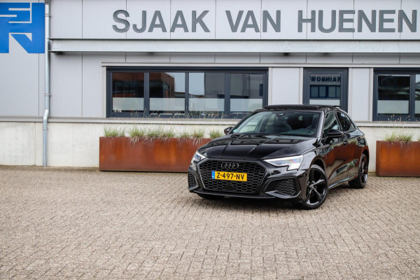 Audi A3 Sportback 40 TFSI e PHEV S Edition S-line 204pk S-Tronic! 1e|DLR|Panoramadak|Virtual Cockpit|Kuipstoelen|LED Matrix|Black