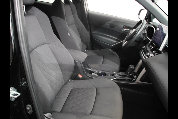 Toyota Corolla Cross Hybrid 200 Style Automaat Climate control Adaptieve cruise control Led Camera Verwarmde voorstoelen Keyless Trekhaak Stuurverwarming Apple Carplay/ Android Auto