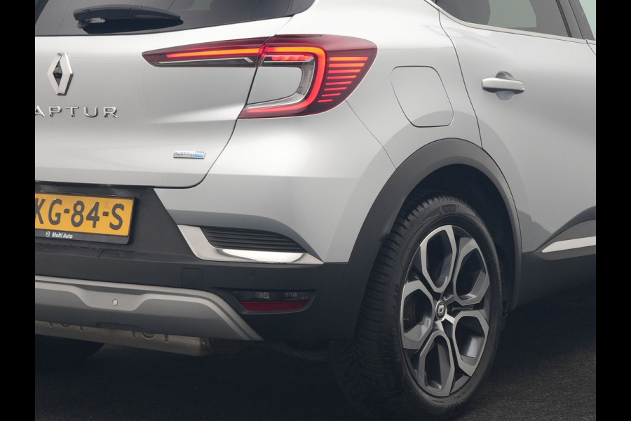 Renault Captur 1.6 E-Tech PHEV Intens 160pk | Camera | Apple Carplay | Cruise Control | Keyless | Sportstoelen Verwarmd | Virtual | Navigatie | DAB | 18"L.M | | Plug In Hybrid |