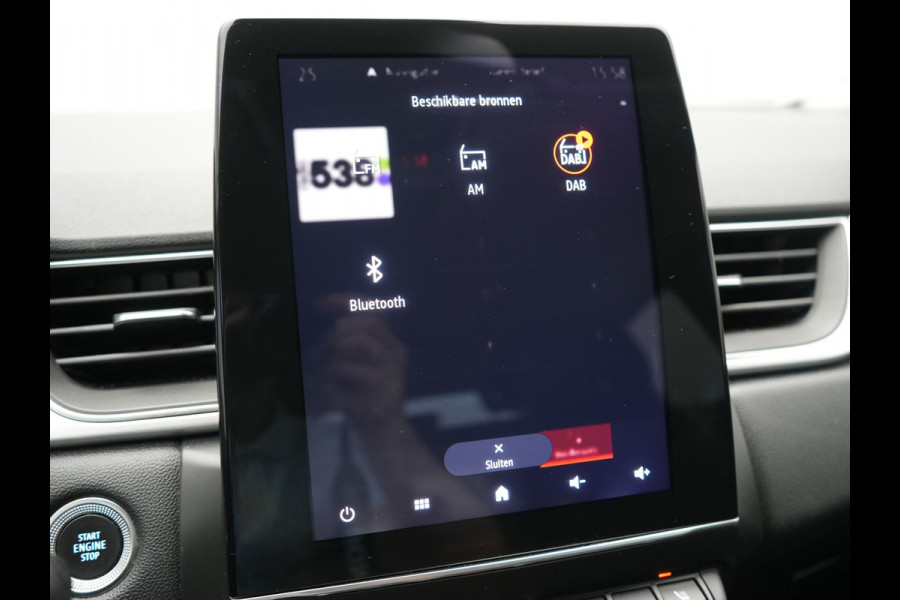 Renault Captur 1.6 E-Tech PHEV Intens 160pk | Camera | Apple Carplay | Cruise Control | Keyless | Sportstoelen Verwarmd | Virtual | Navigatie | DAB | 18"L.M | | Plug In Hybrid |