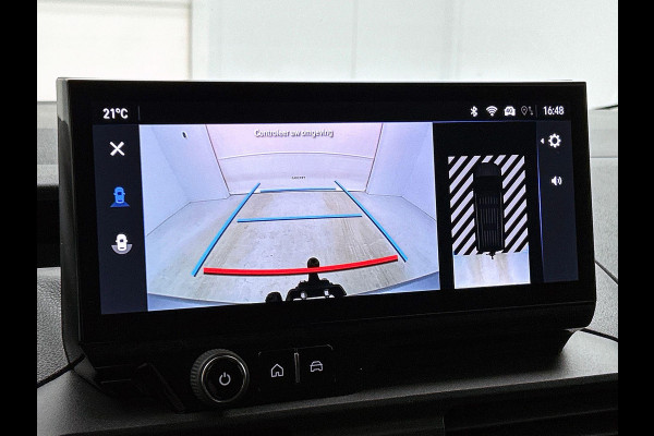 Opel Combo 1.5 BlueHDi 130PK L2 Automaat Apple Carplay / Android Auto Navigatie Trekhaak Airco Camera Cruise Control Parkeersensoren V+A DAB