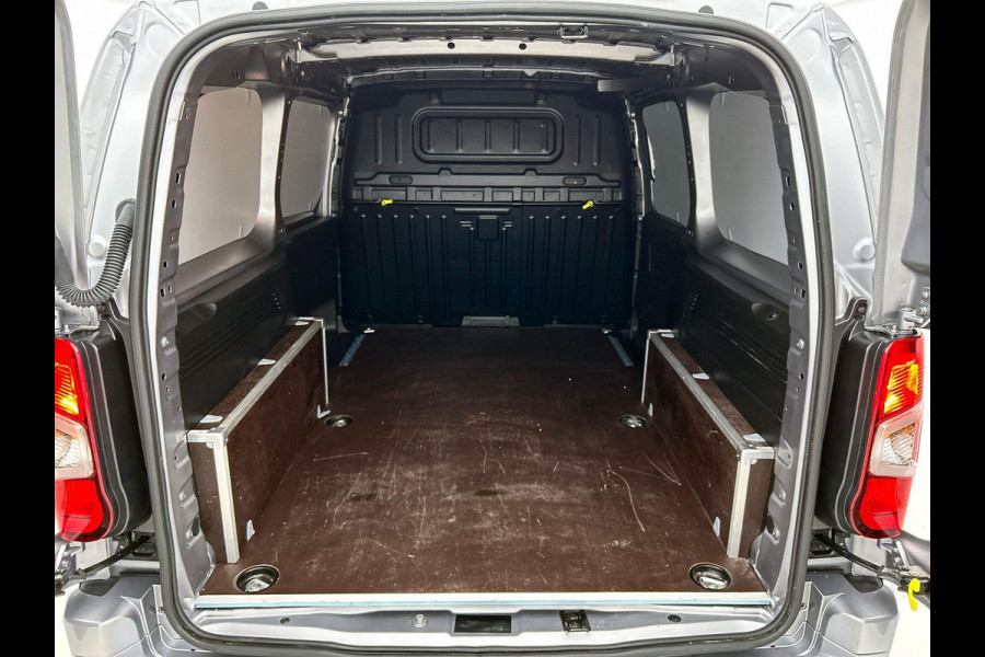 Opel Combo 1.5 BlueHDi 130PK L2 Automaat Apple Carplay / Android Auto Navigatie Trekhaak Airco Camera Cruise Control Parkeersensoren V+A DAB
