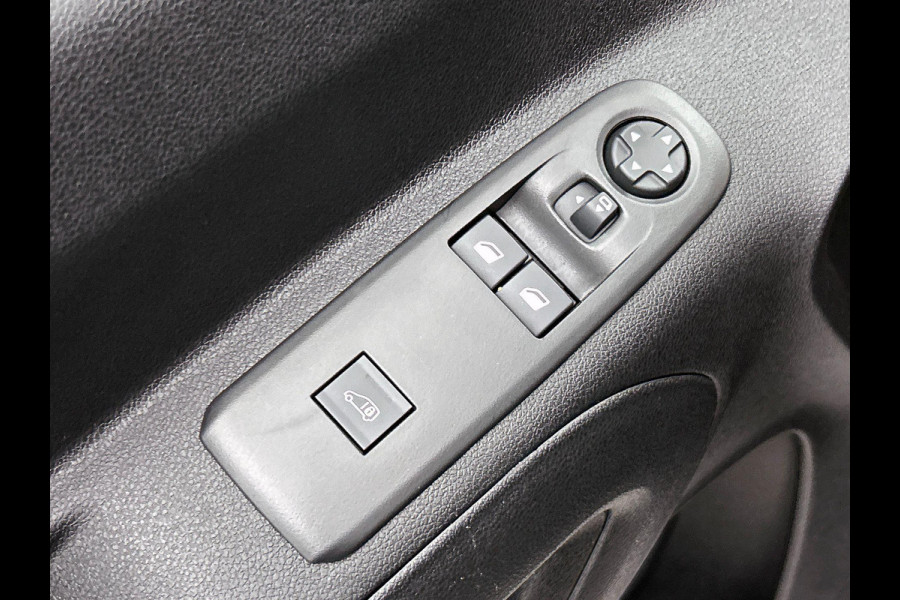 Opel Combo 1.5 BlueHDi 130PK L2 Automaat Apple Carplay / Android Auto Navigatie Trekhaak Airco Camera Cruise Control Parkeersensoren V+A DAB