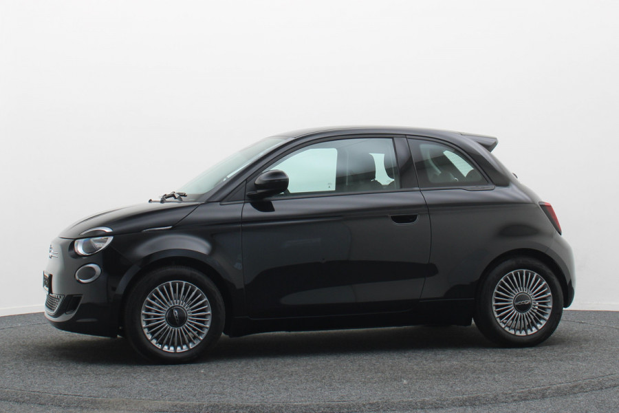 Fiat 500E Icon 42 kWh SOH 97%, Virtual Cockpit, Apple Carplay, Lane Assist, 16"