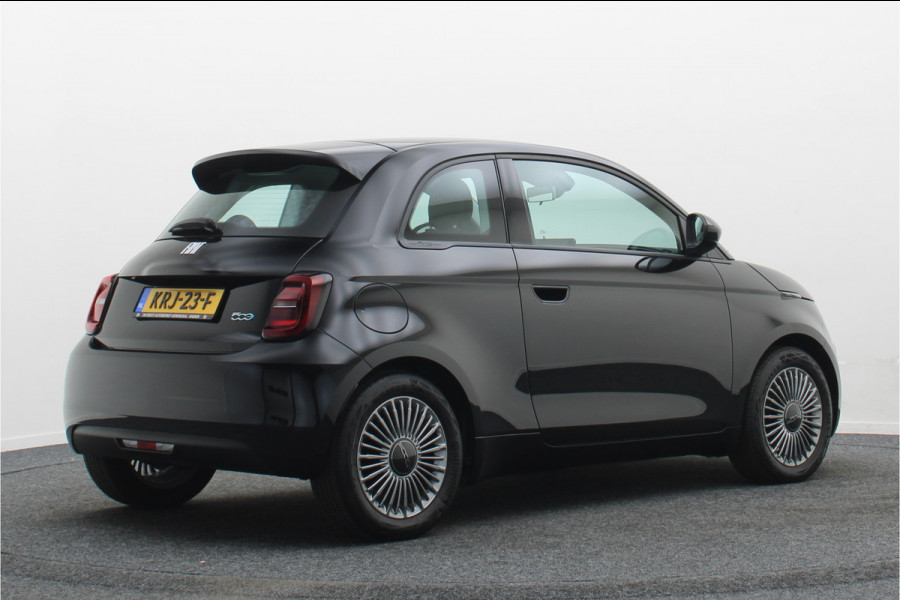 Fiat 500E Icon 42 kWh SOH 97%, Virtual Cockpit, Apple Carplay, Lane Assist, 16"