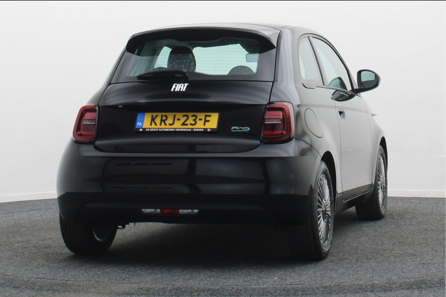 Fiat 500E Icon 42 kWh SOH 97%, Virtual Cockpit, Apple Carplay, Lane Assist, 16"
