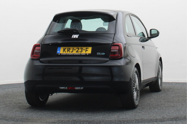 Fiat 500E Icon 42 kWh SOH 97%, Virtual Cockpit, Apple Carplay, Lane Assist, 16"