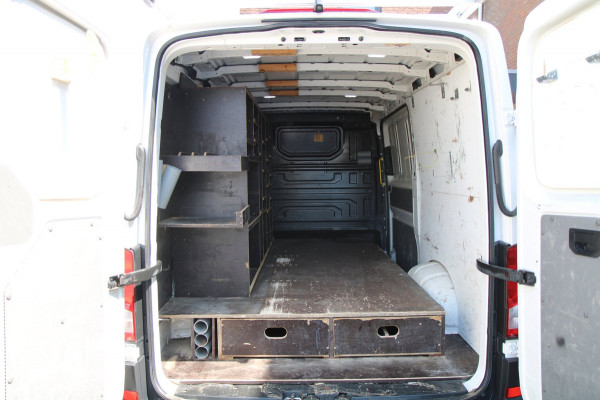 Volkswagen Crafter 30 2.0 TDI L3H2 140PK Comfort / Imperiaal / Camera / Trekhaak