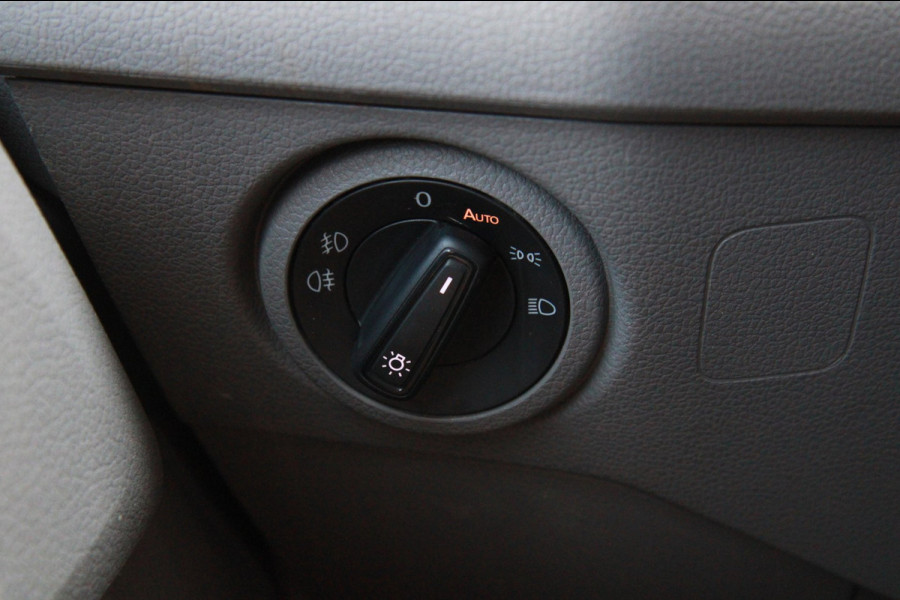 Volkswagen Crafter 30 2.0 TDI L3H2 140PK Comfort / Imperiaal / Camera / Trekhaak
