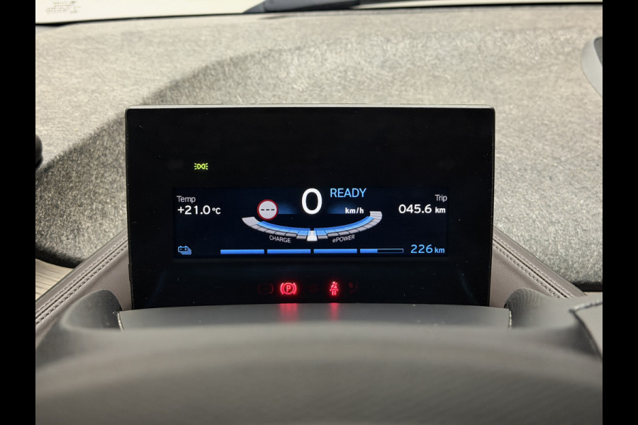 BMW i3 S Executive Edition 120Ah 42 kWh | SOH 86,4% | Leer | Panoramadak | Black pack
