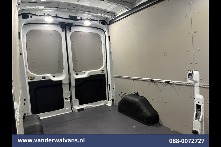 Ford Transit 2.0 TDCI 130pk L3H2 Euro6 Airco | Cruisecontrol | Camera | Parkeersensoren Verwarmde voorruit, Bijrijdersbank