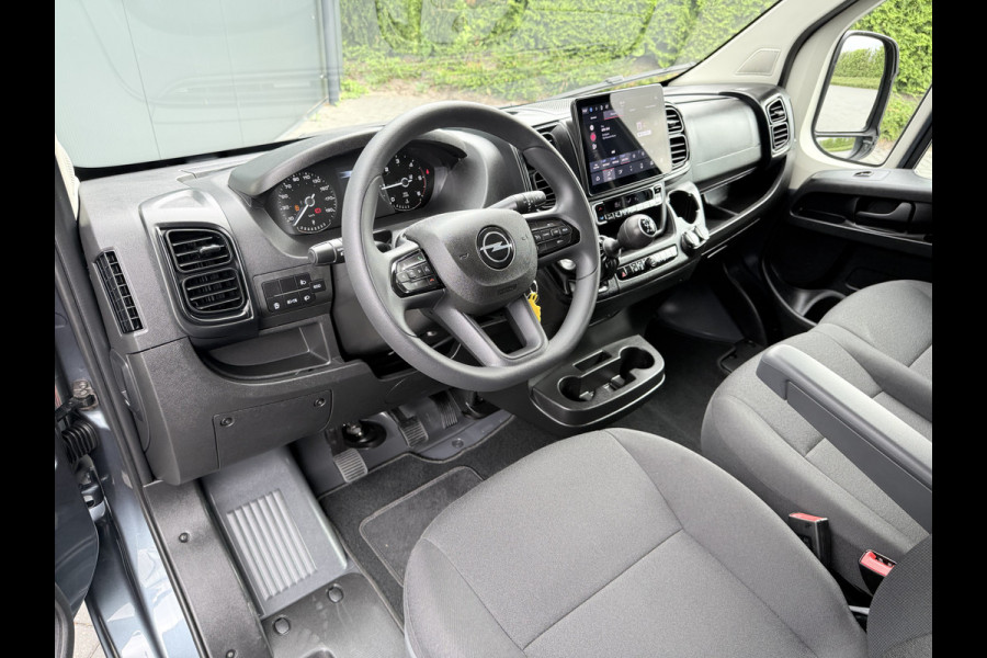 Opel Movano 2.2D 120 PK / L2H2 / ** NIEUW BPM VRIJ ** / TREKHAAK / CAMERA / 3-ZITS / ECC / LED / CRUISE / LANE ASSIST