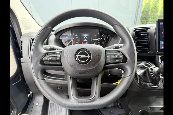 Opel Movano 2.2D 120 PK / L2H2 / ** NIEUW BPM VRIJ ** / TREKHAAK / CAMERA / 3-ZITS / ECC / LED / CRUISE / LANE ASSIST