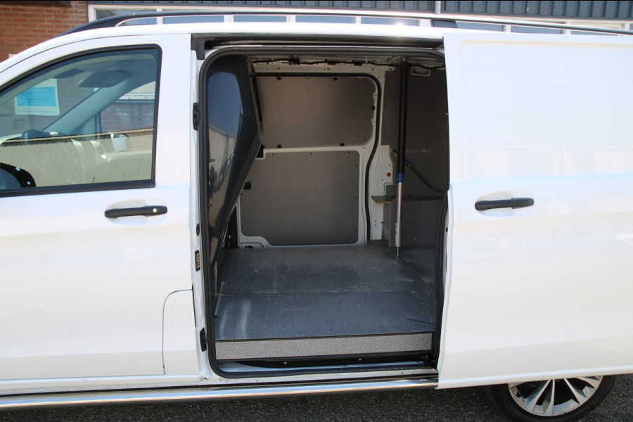 Mercedes-Benz Vito 114 CDI Lang / Automaat / Trekhaak / Dubbele schuifdeur / Carplay