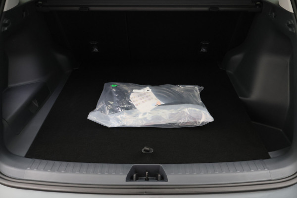 GEELY Starray EM-i 1.5 Pro Plug-in Hybrid Leer, 360° Camera, ICC, Dodehoeksensor, Keyless, Stuur-/Stoelverwarming