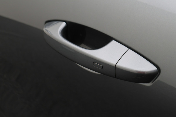 GEELY Starray EM-i 1.5 Pro Plug-in Hybrid Leer, 360° Camera, ICC, Dodehoeksensor, Keyless, Stuur-/Stoelverwarming