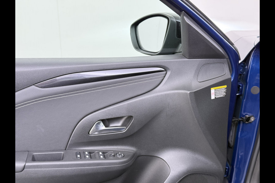 Opel CORSA-E 5Drs Elegance 50kWh Warmtepomp Navi Ecc Apple Carplay Android Auto Pdc Cruise Control SOH 90% Keyless Regen-Lichtsensor Lmv Led Isofix DAB Bluetooth Lane Assist 1e Eigenaar Origineel Nederlandse Auto