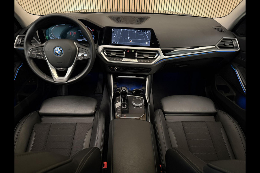 BMW 3 Serie Touring 330e xDrive Plugin-hybrid 292PK Aut. Sportline | Navi | Trekhaak | LED | PDC | Incl. garantie