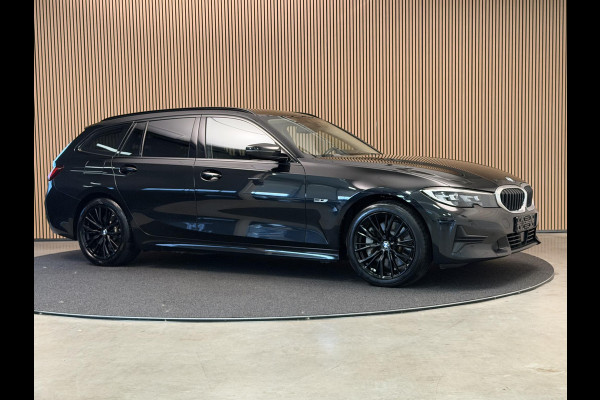 BMW 3 Serie Touring 330e xDrive Plugin-hybrid 292PK Aut. Sportline | Navi | Trekhaak | LED | PDC | Incl. garantie