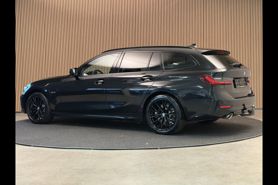 BMW 3 Serie Touring 330e xDrive Plugin-hybrid 292PK Aut. Sportline | Navi | Trekhaak | LED | PDC | Incl. garantie