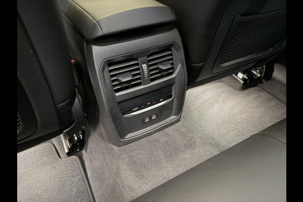 BMW 3 Serie Touring 330e xDrive Plugin-hybrid 292PK Aut. Sportline | Navi | Trekhaak | LED | PDC | Incl. garantie