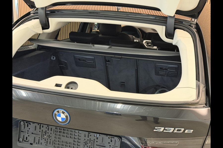 BMW 3 Serie Touring 330e xDrive Plugin-hybrid 292PK Aut. Sportline | Navi | Trekhaak | LED | PDC | Incl. garantie