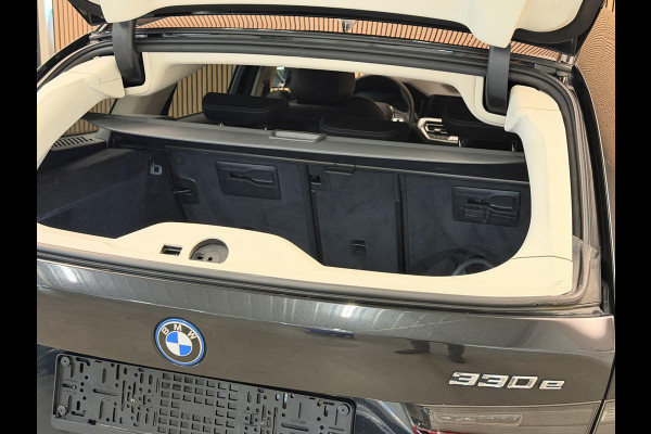 BMW 3 Serie Touring 330e xDrive Plugin-hybrid 292PK Aut. Sportline | Navi | Trekhaak | LED | PDC | Incl. garantie