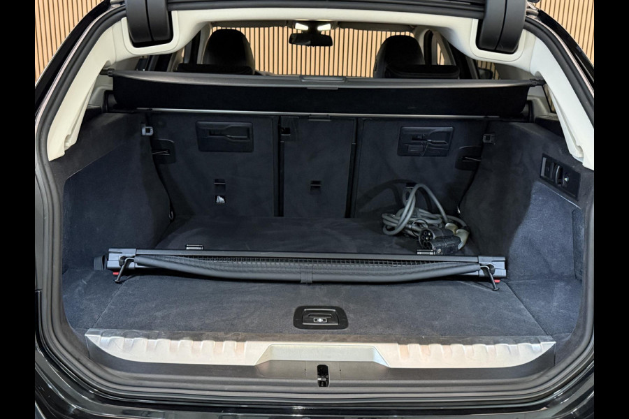BMW 3 Serie Touring 330e xDrive Plugin-hybrid 292PK Aut. Sportline | Navi | Trekhaak | LED | PDC | Incl. garantie