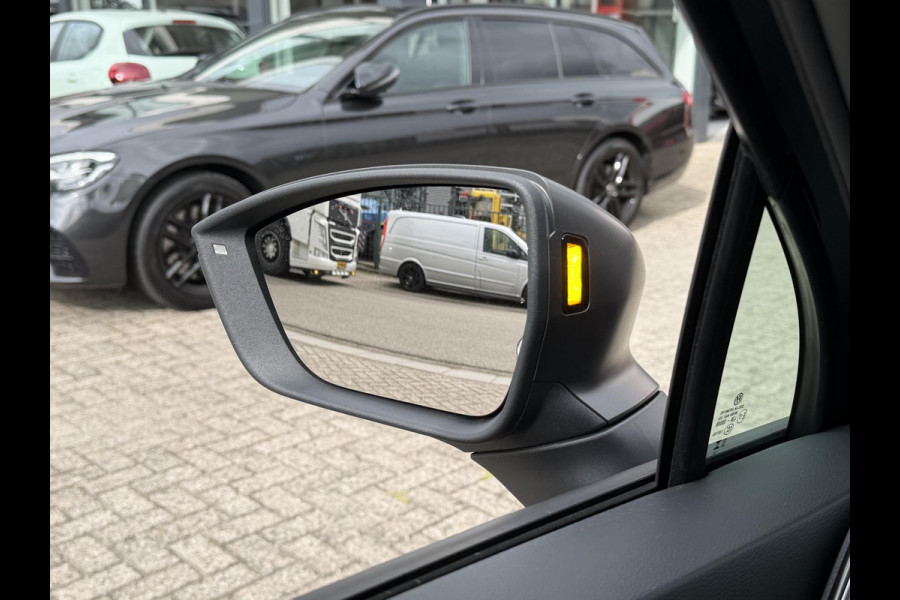 Seat Tarraco 1.4 TSI e-Hybrid PHEV FR Business Intense 20"/Panoramadak/Trekhaak/Camera/Keyless/Dodehoek/Elektrische klep/Stuur + stoelverwarming v+a