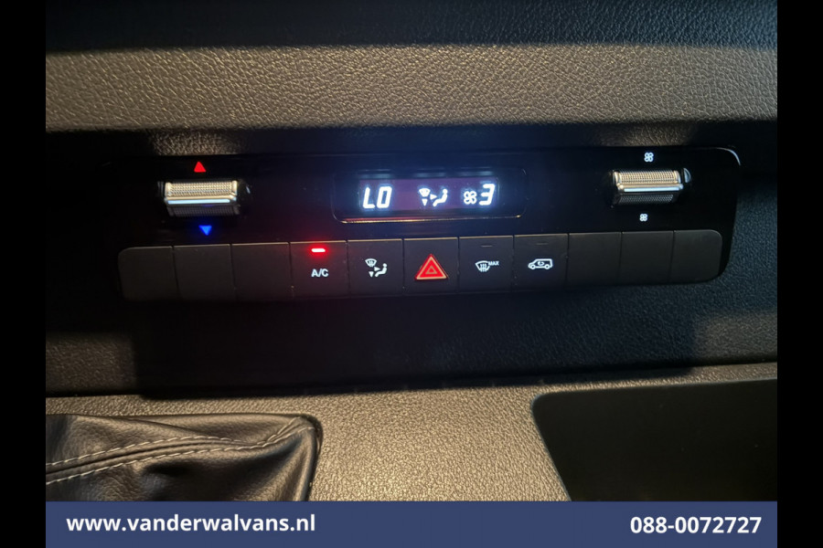Mercedes-Benz Sprinter 211 CDI 115pk L2H2 Euro6 Airco | Trekhaak | Bijrijdersbank Bluetooth telefoonvoorbereiding