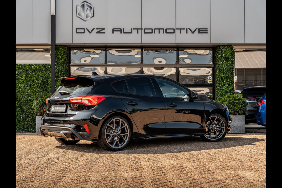 Ford Focus 2.3 EcoBoost ST-3 | B&O | Camera | Winter Pack