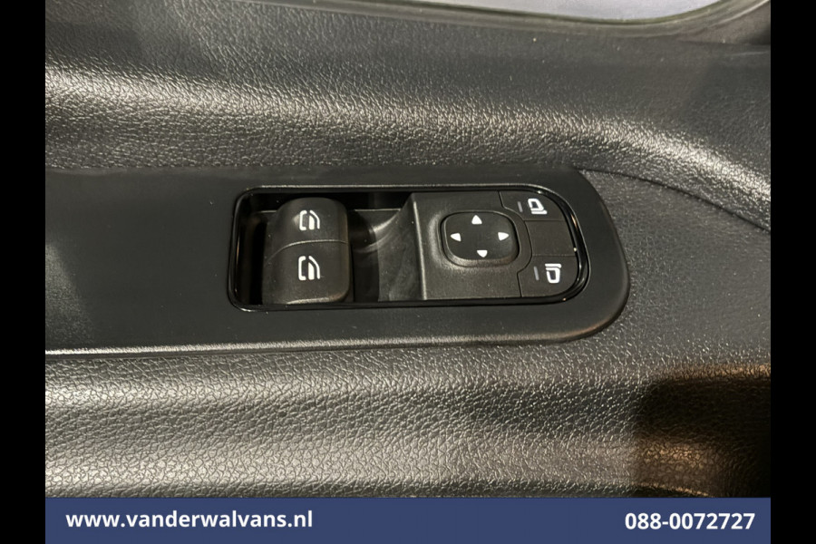 Mercedes-Benz Sprinter 317 CDI 170pk L3H2 Euro6 Airco | 2800kg Trekhaak | Bijrijdersbank Bluetooth telefoonvoorbereiding