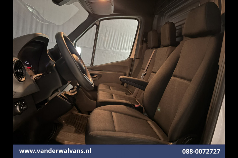 Mercedes-Benz Sprinter 315 CDI 150pk L2H2 Euro6 Airco | Camera | Apple Carplay | Android Auto Parkeersensoren, 270 Graden Achterdeuren, Bijrijdersbank
