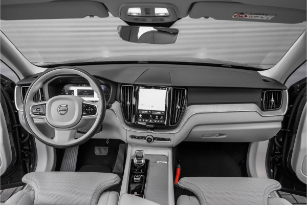 Volvo XC60 2.0 T8 Plug-in hybrid AWD Plus Bright Luchtvering Pano Elek Trekhaak 360°
