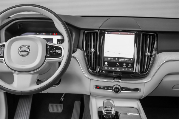 Volvo XC60 2.0 T8 Plug-in hybrid AWD Plus Bright Luchtvering Pano Elek Trekhaak 360°