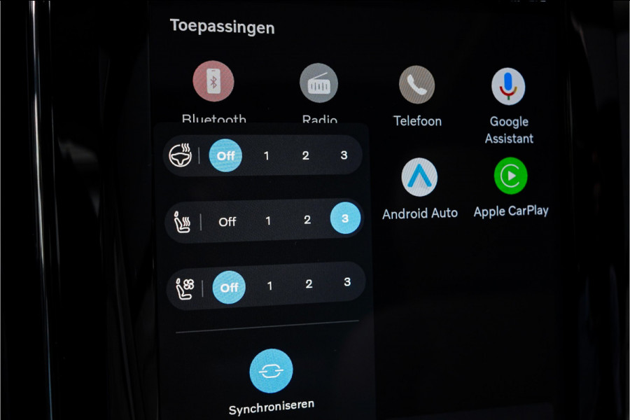 Volvo XC60 2.0 T8 Plug-in hybrid AWD Plus Bright Luchtvering Pano Elek Trekhaak 360°