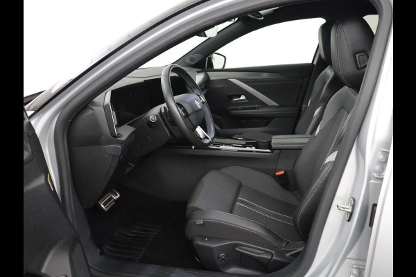 Opel Astra 1.6 Hybrid GS Line | SOH 97.7% | Adaptive cruise | Stuur/stoel verwarming | 360 camera | Climate control | Carplay | Sfeerverlichting | Full Led |