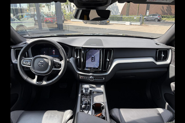 Volvo XC60 2.0 T8 Plug-in-hybrid AWD Polestar Engineered ELEKTRISCHE TREKHAAK| VOLVO DEALER ONDERHOUDEN RECENT ONDERHOUD GEHAD| ELEKTRISCHE STOELEN MET MEMORY| HARMAN KARDON| PANORAMADAK| HEAD UP DISPLAY| 360 CAMERA| ACHTERBANK VERWARMD